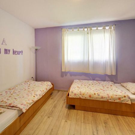 Figa Apartman Benko Milatic Jelsa  Exterior foto
